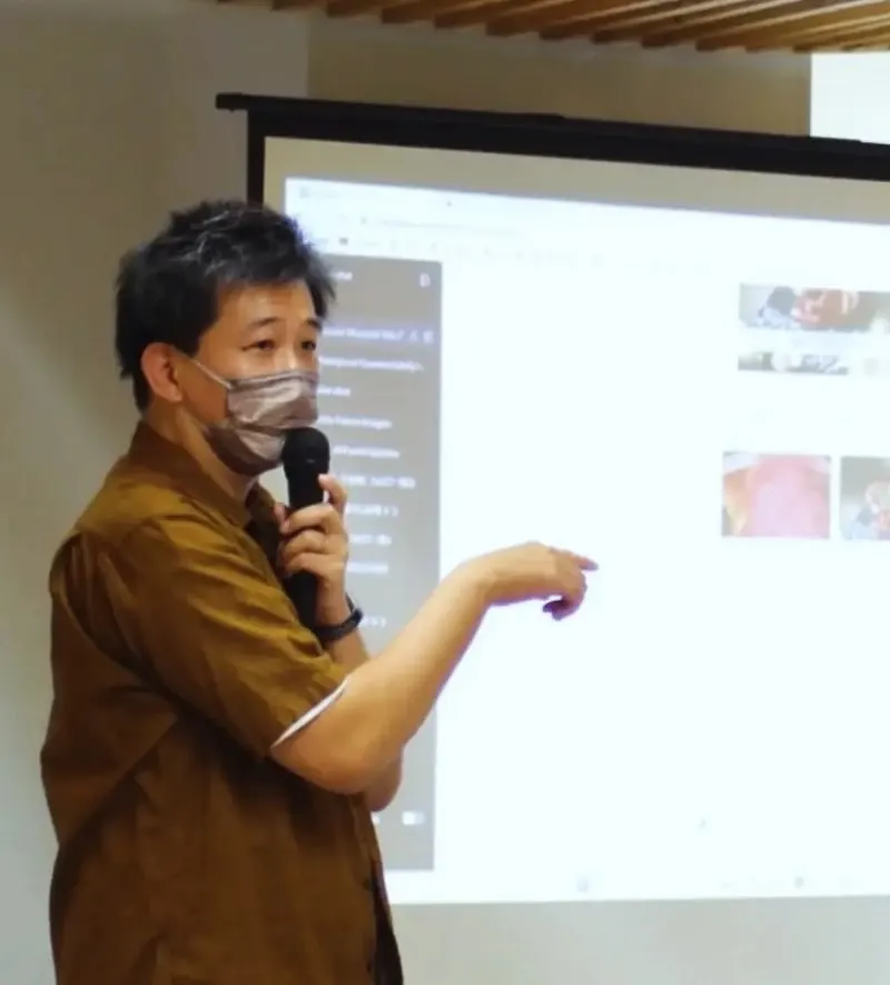 日向市のChatGPTセミナーで説明する竹下雄大